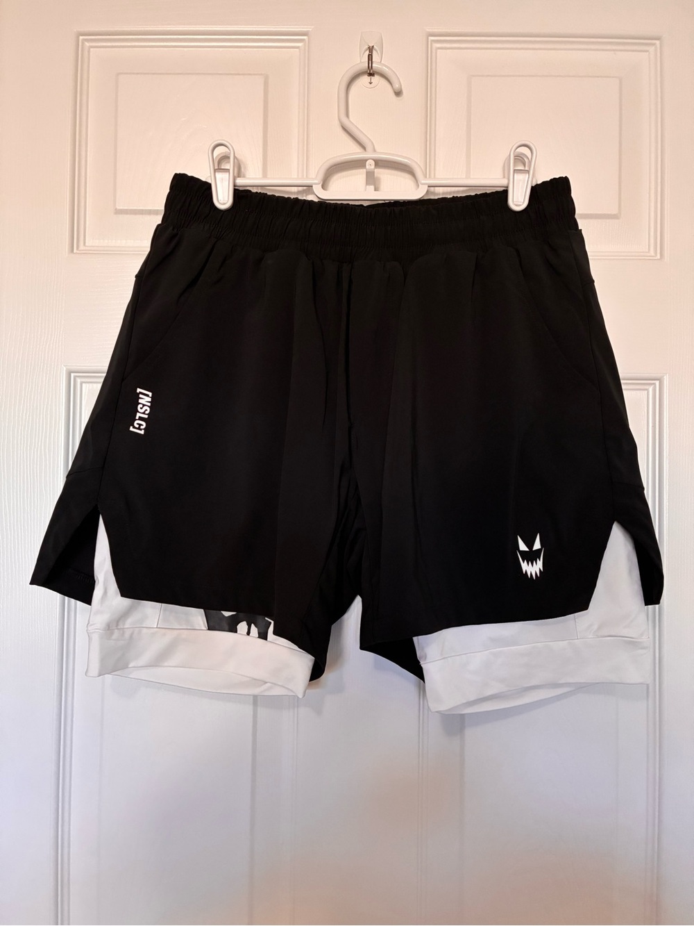 Men's 2 in 1 Lined Athletic Gym Compression Shorts Black, White Sz M